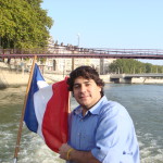 Schüler auf dem Boot mit französischer Flagge